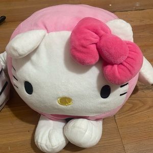 Hello kitty pillow set